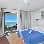 Ferienhaus Infinite Mit Schwimmbad Und Meerblick By Interhome *