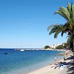 Infinite Mit Schwimmbad Und Meerblick By Interhome * Makarska
