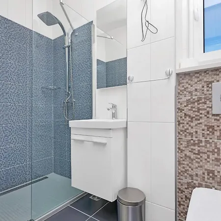 Infinite Mit Schwimmbad Und Meerblick By Interhome