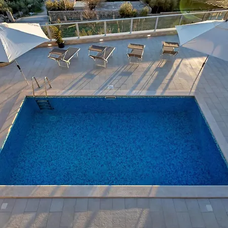 Prázdninový dům Infinite Mit Schwimmbad Und Meerblick By Interhome Makarská